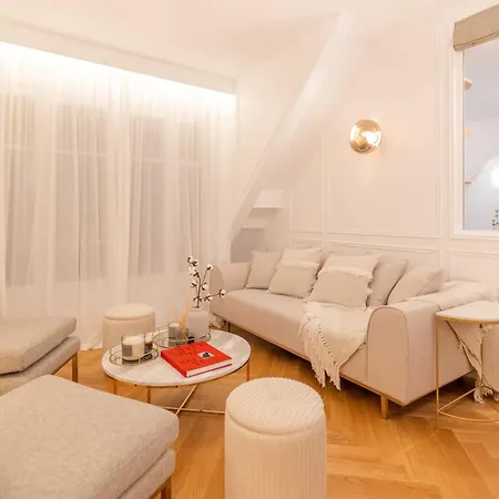 Elegant - 2br-4p - Vivienne *